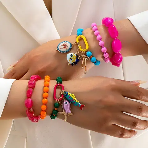6Pcs Y2K Summer Ocean Fish Charm Beaded Stackable Fashionable Bracelet, Multicolor Resin Beads Bracelets Stacking, Dopamine Funky Bracelets for Women, Matching Bracelets Beaded Bracelet Set, Bracelet Stacks