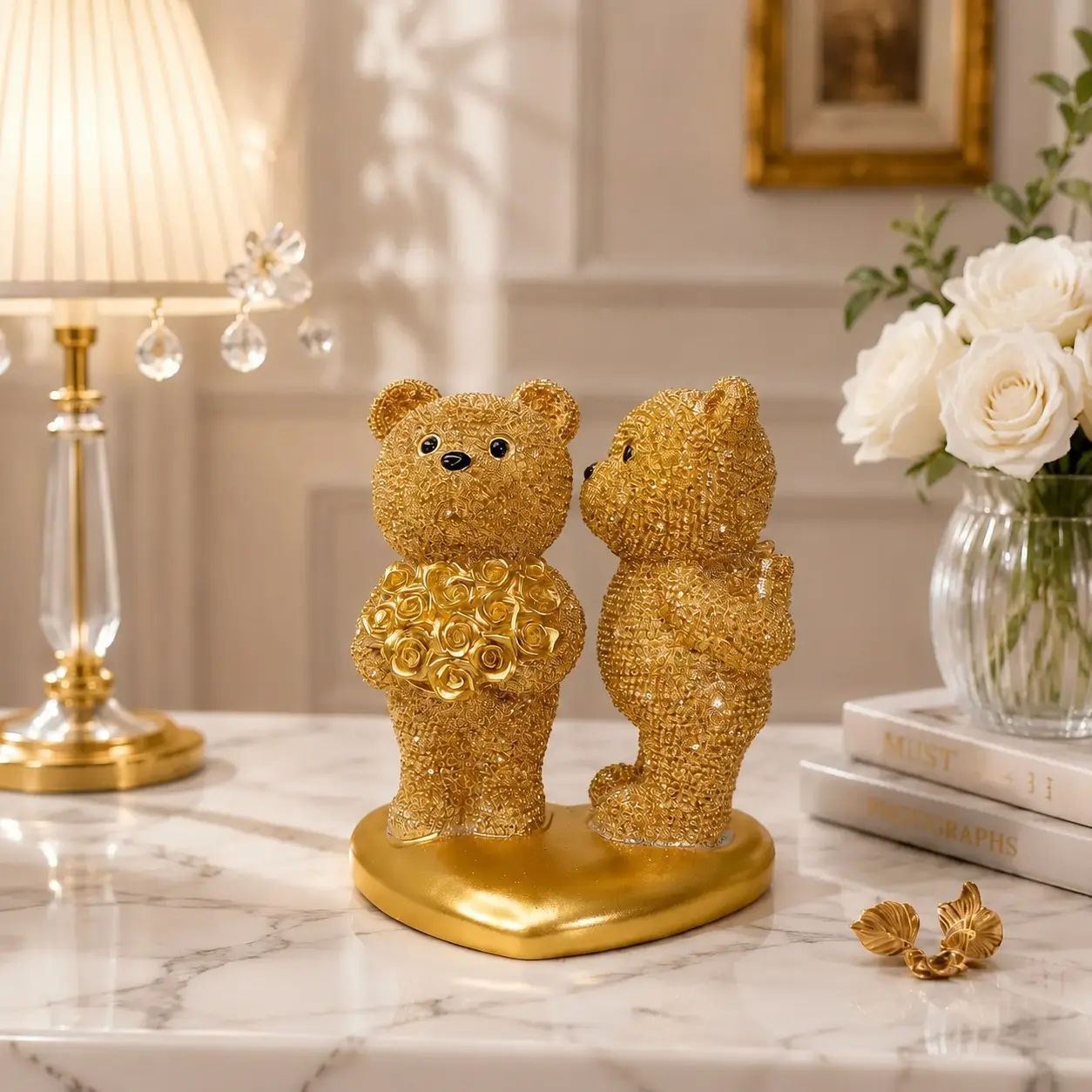 Romantic Rose Bear Statue Ornament, Cute Bear Holding Roses Heart, Resin Love Decor Gift for Couples, Anniversary Wedding Valentine's Day Present, Elegant Home Decor Keepsake for Girlfriend Wife,diy