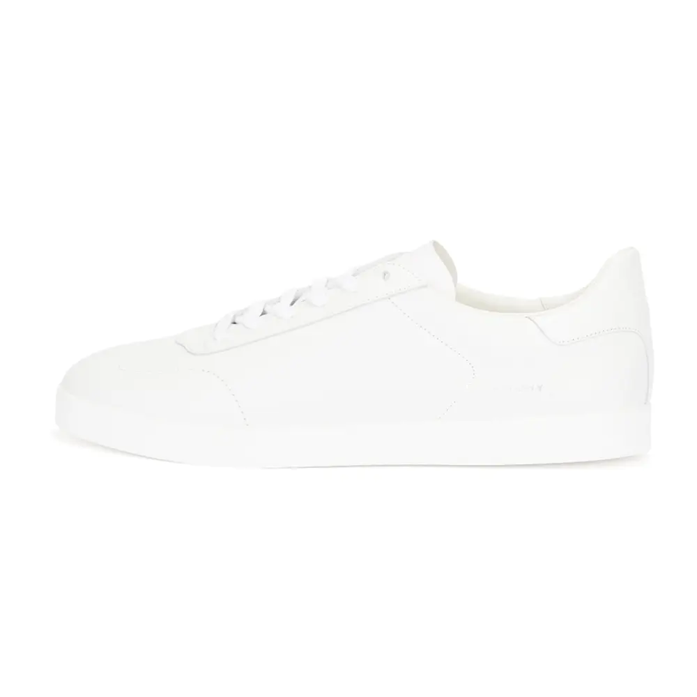 Givenchy Men's White Leather Low-Top Sneaker Trainers - Comfort Casual Footwear, Maison Mihara Verifiable with Credentials & Global Authentication Support, Trainer