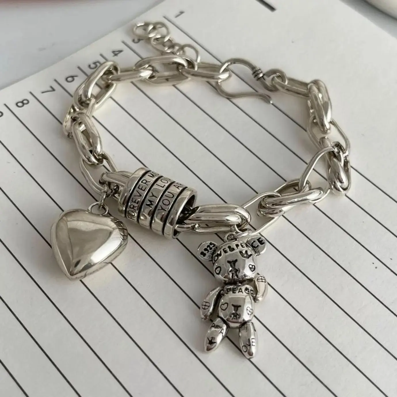 Women's Heart Charm Bracelet Non Tarnish Stainless Steel Dainty Stackable Bracelet Minimalist Fashion Jewelry Birthday Anniversary Gift for Her Daily Wear