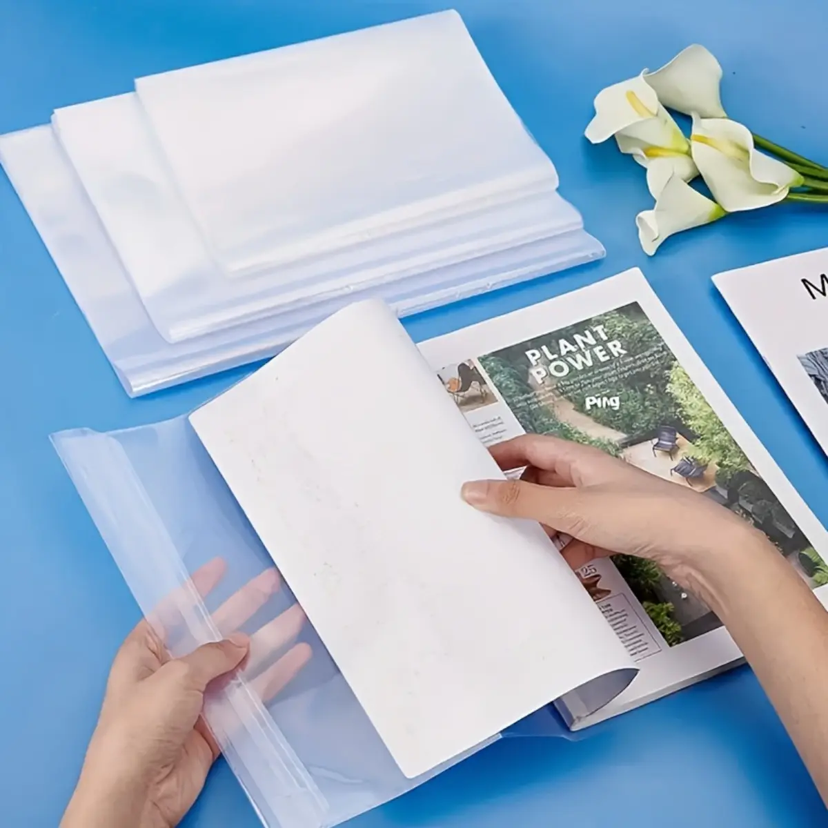 30 Transparent Book Covers, A4/16k/22k Size, Protective Book Jackets, Book Accessories, Essential for Office Staff, Durable and Reusable Design