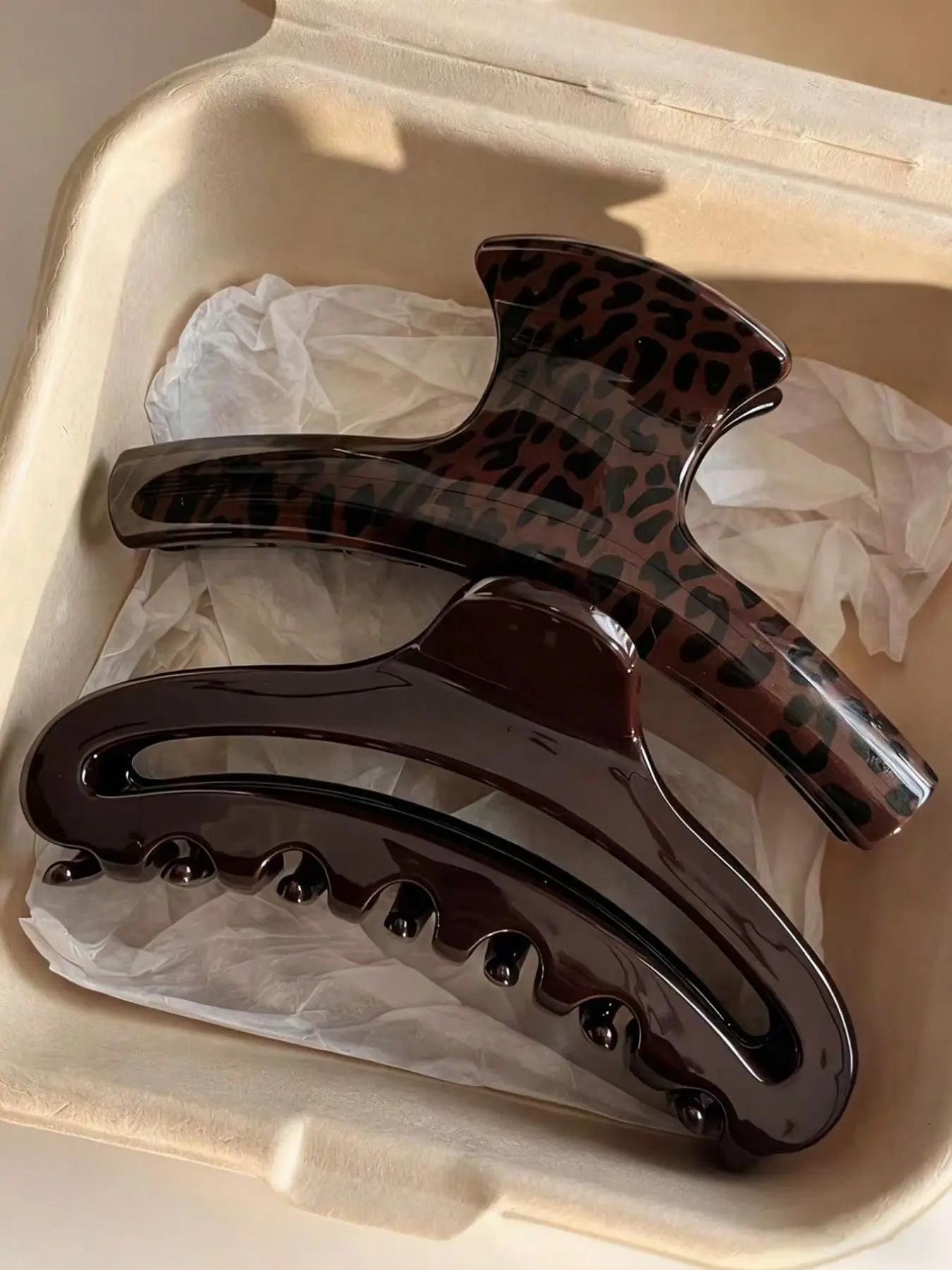 2pcs 4.41in/11.2cm Glossy Brown Leopard Print Elegant Plastic Hair Clips, Versatile Fashion Accessories Suitable For Daily Wear, Casual, Party, Commute, Vacation, Washing Face, Makeup, Matching Outfits Fashion Claw Clips Fashion Hair Clutch
