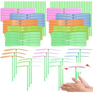 100 Pcs Transparent Color Hand Helicopter Set, 50 Propeller+ 50 Rod Flying Helicopter Set, Bamboo Dragonfly Hand Rub Plastic Propeller for Outdoor Activity Gifts (Random 3-5 Color)