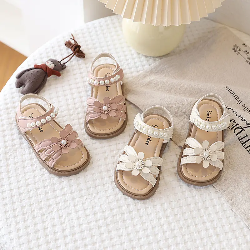 Little Girls' Beaded Floral Open-Toe PU Upper Flat Sandals - Princess Look, Non-Slip Sole, Velcro Closure, Prop 65 Safe, for Casual Outings, Flat Shoes