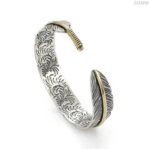 Retro Feather Open Bangle, Adjustable Creative Stylish Bracelet, Ideal Gift for Men Daily Wear