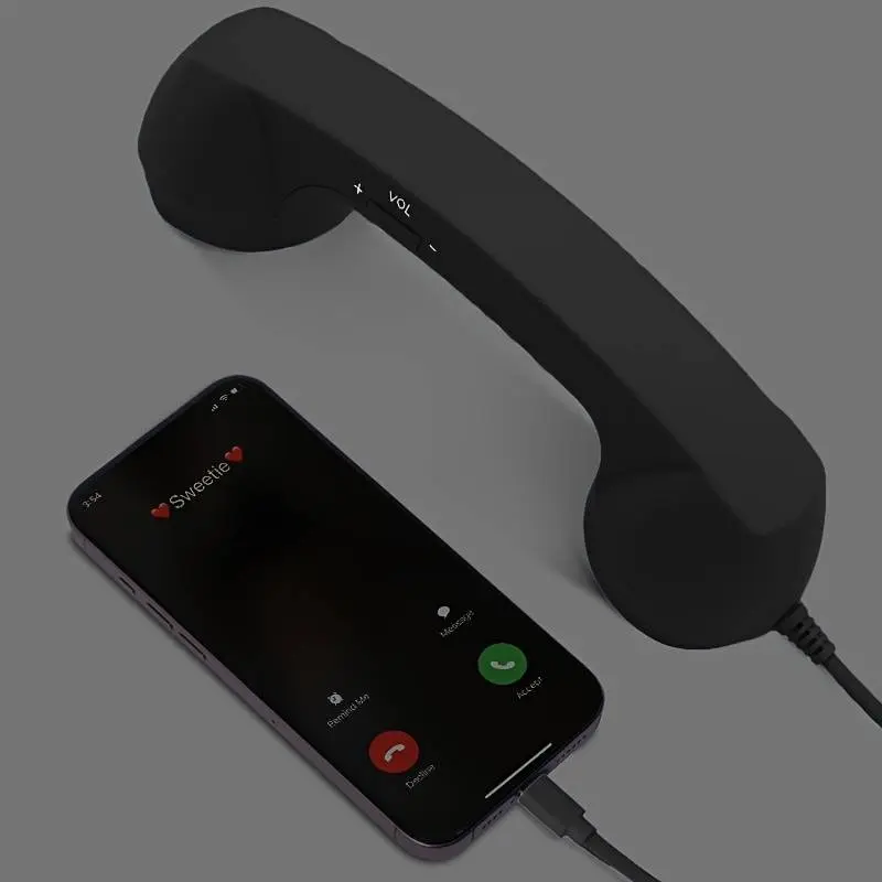 Vintage Wired Phone with Type-C Interface, Retro Landline with Compatibility for iPhone Android Smartphones, Comfortable Grip, Fashionable Mobile Accessory (Aesthetic)
