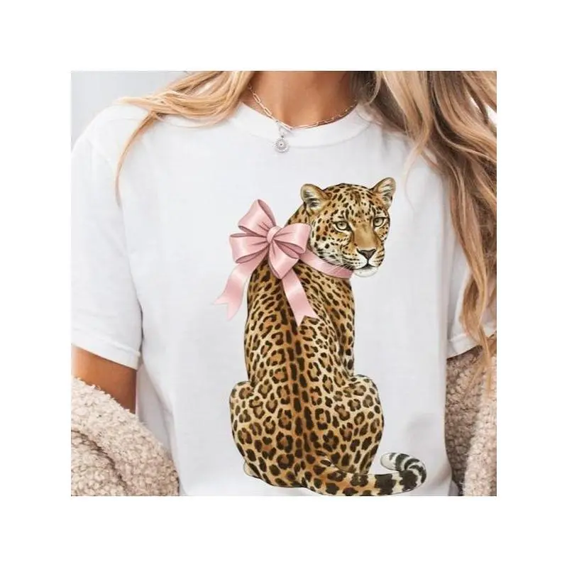 Retro Pink Leopard Print Top with Bow Graphic, Short Sleeve Round Neck Casual Shirt, Cute Tops for Women, Streetwear, Preppy, Tshirt, Shortsleeve