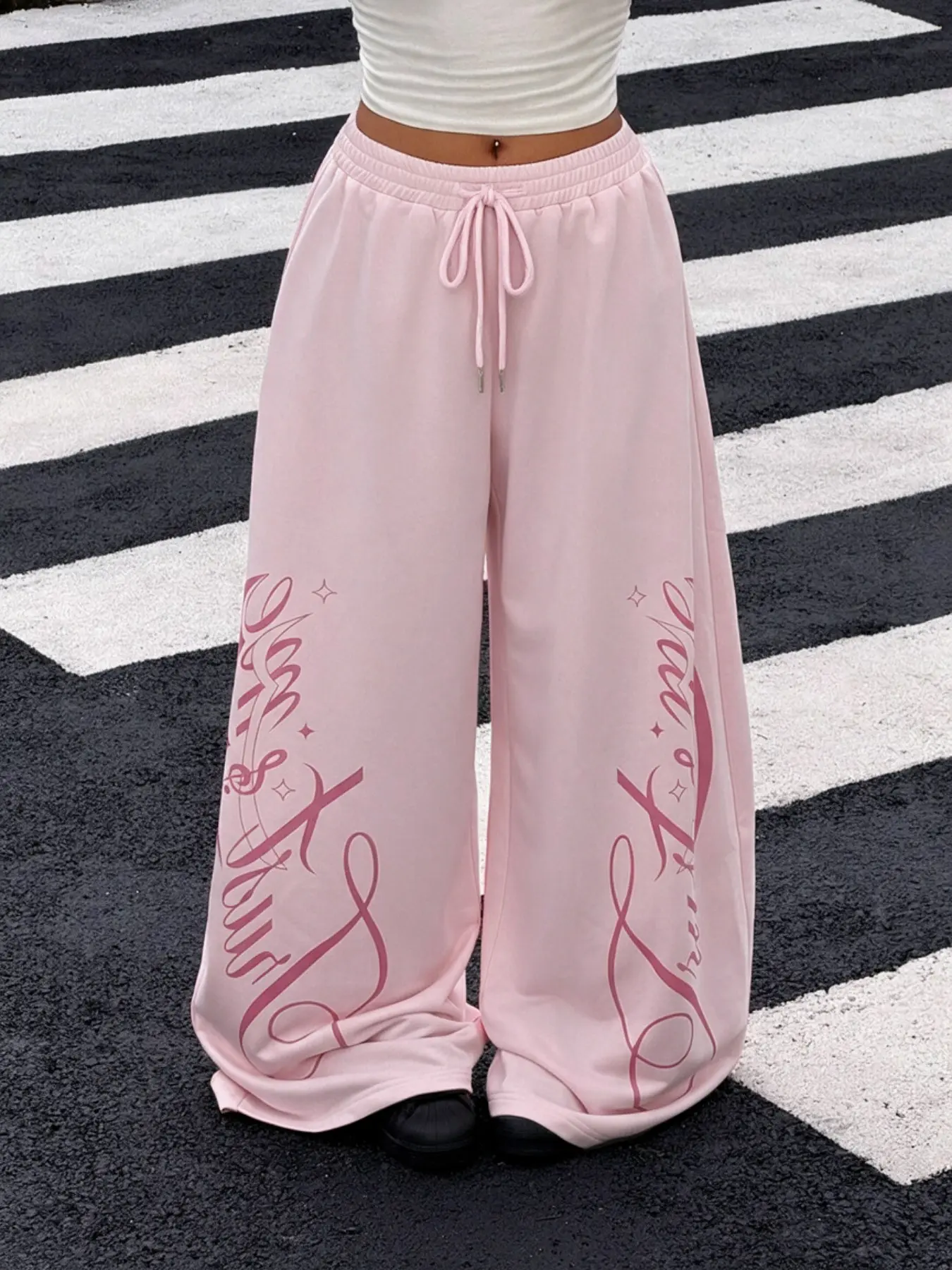Sweet Cool Floral Letter Print Wide Leg Sweatpants for Women, Elastic Waist, Drop Hem, Y2K Casual Long Pants