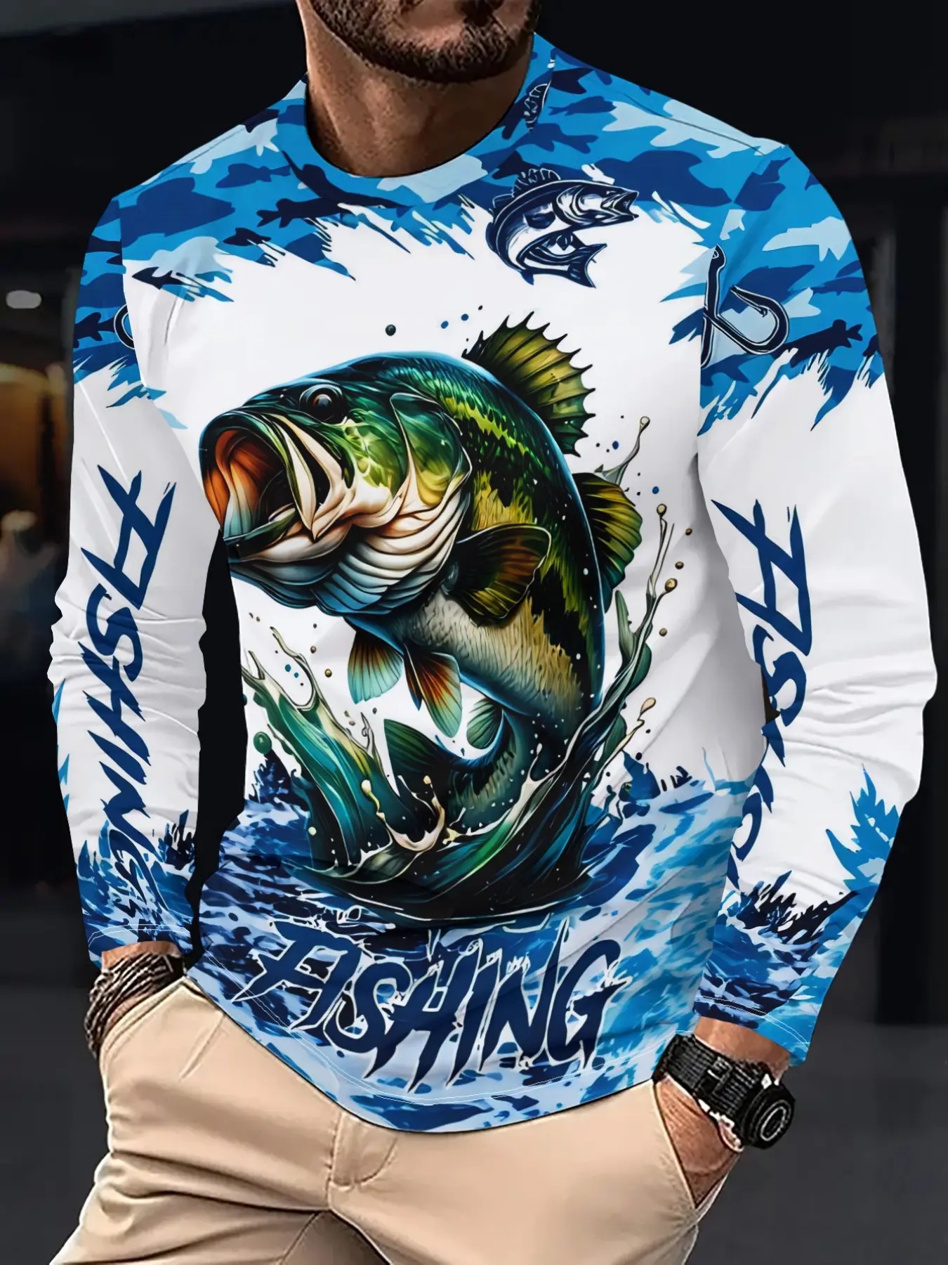 Summer Men's Lure Fishing Long Sleeve Sun Protection Shirt, Outdoor Fishing Clothing, Large Mouth Bass Print Blue Camo Patch, Outdoor Sea Fishing UV Blocking Round Neck Top