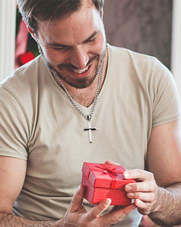 MILACOLATO Solid 925 Sterling Silver Cross Necklace for Men Women, 2mm Diamond-Cut Sterling Silver Chain with Cross Pendant Beveled Edge for Men, Silver Crucifix Cross Necklace Jewelry 16-24 Inches (Cuban Chain/Figaro Chain/Wheat Chain/Rolo Chain) MILACOLATO Solid 925 Sterling Silver Cross Necklace for Men Women, 2mm Diamond-Cut Sterling Silver Chain with Cross Pendant Beveled Edge for Men, Silver Crucifix Cross Necklace Jewelry 16-24 Inches (Cuban Chain/Figaro Chain/Wheat Chain/Rolo Chain)