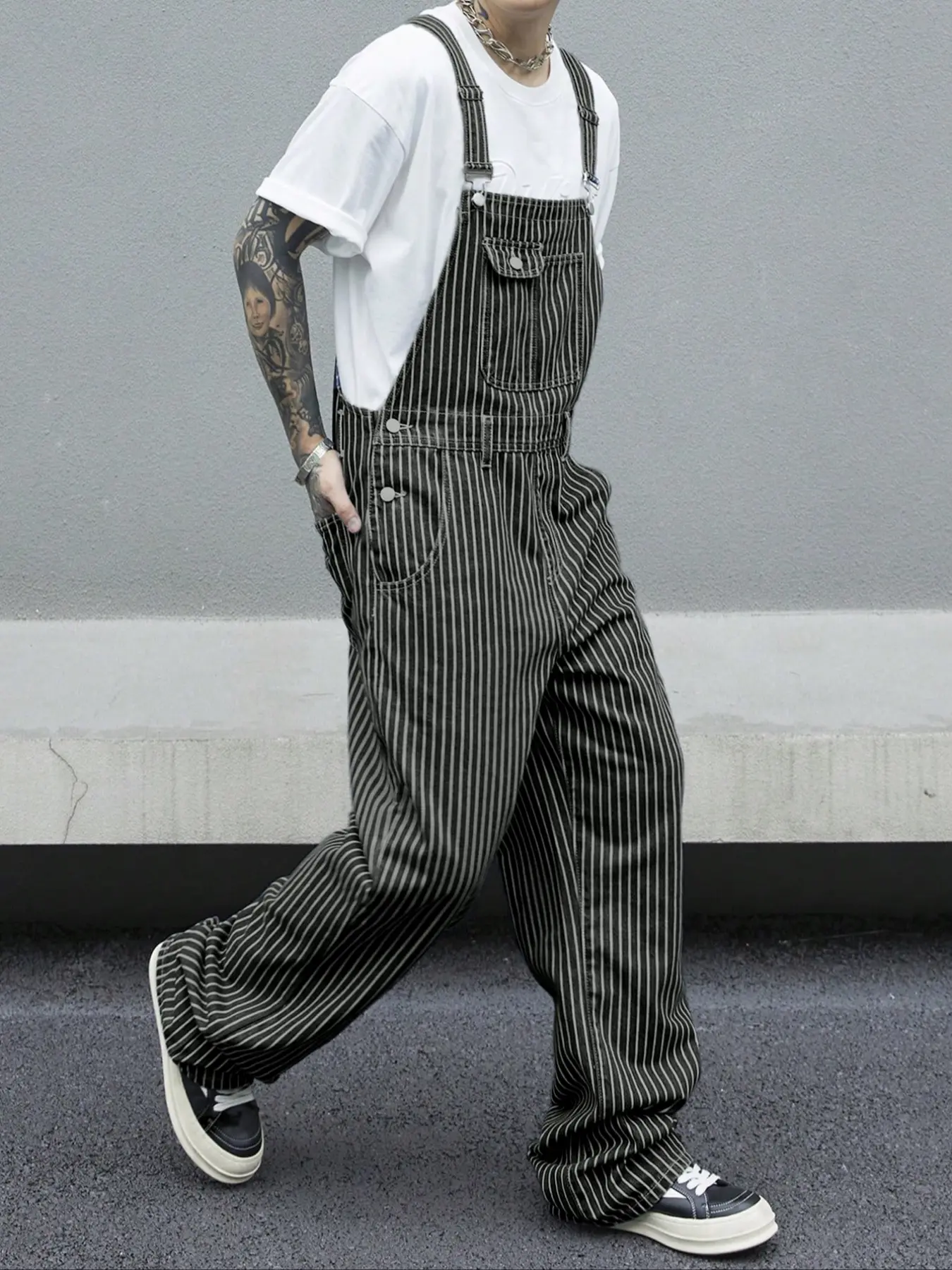 Men's Casual Striped Utility Denim Overall Bib Pants, Adjustable Shoulder Straps, Perfect for Work & Leisure Wear, Comfortable Fit