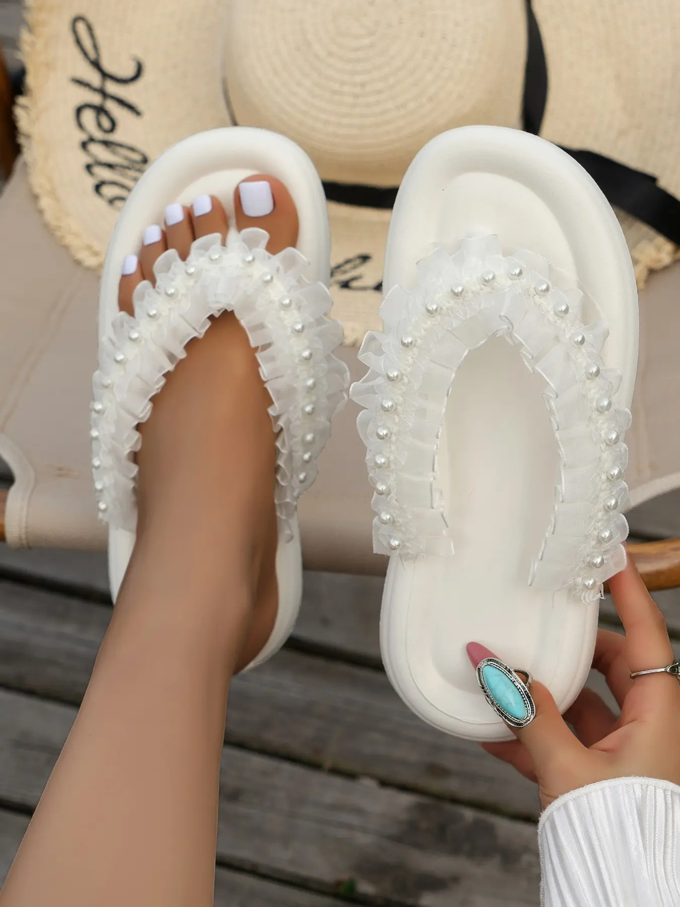 Women's Tulle Ruffle Pearl Flip Flops, Soft Thick Platform Thong Sandals, Summer Wedding Bridal Beach Slippers, Non-Slip Cushioned