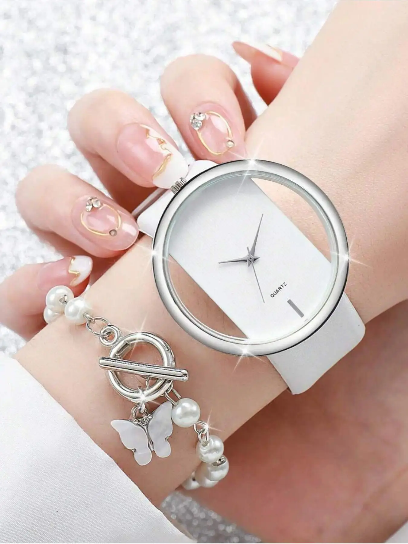 1pc Minimalist Round Pointer Quartz Analog Watch & 1pc Butterfly Charm Bracelet As A Gift For Students Returning To School Casual Wristwatch Set