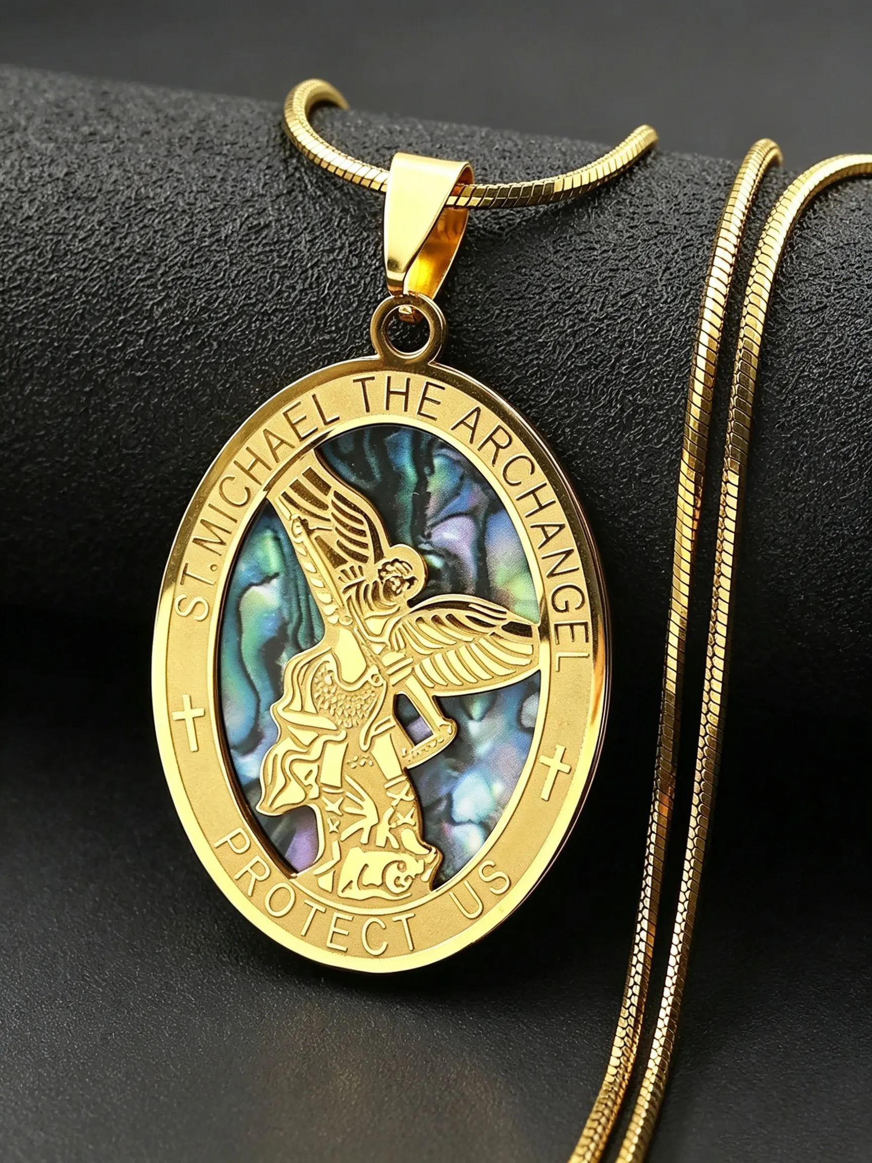 Archangel St.Michael Protect Us Oval Pendant Necklace for Women Men Stainless Steel Christian Saint Michael Chain Jewelry Gift