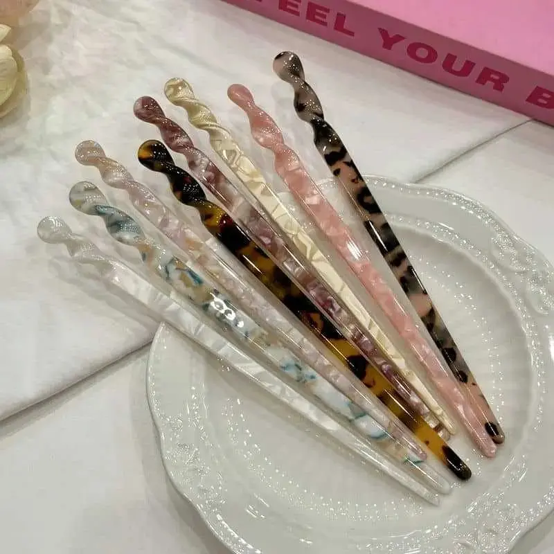 8PCS Acetate Twisted Spiral Hair Stick For Women, 18cm Long Smooth Minimalist Hair Pin, New Chinese Style Elegant Updo Holder For Thick Hair Hair Clip, Hair Clip Set, Fashion Hair Accessory For Daily Office Party Wedding Hairstyles,4th of july outfits tik