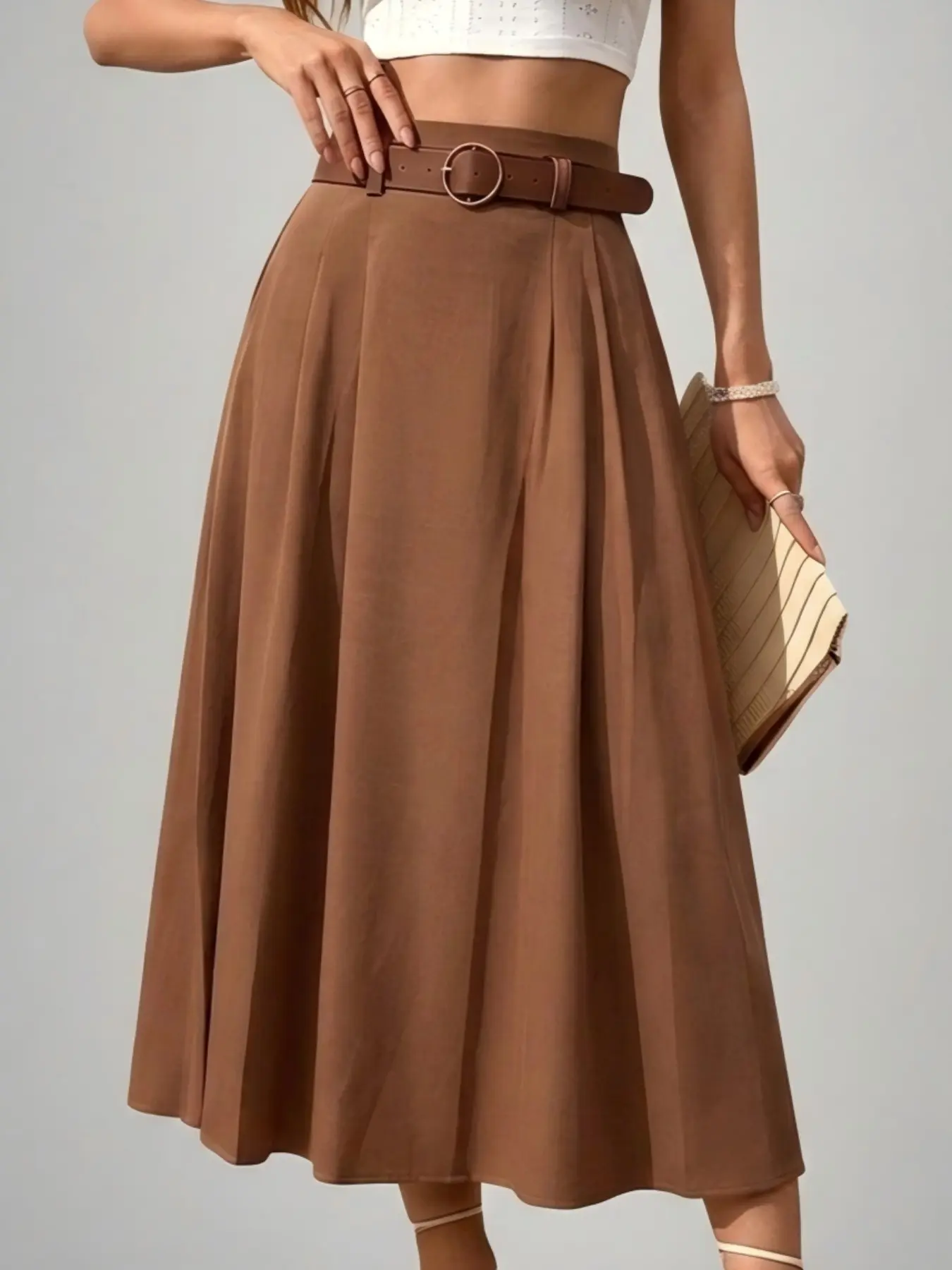 Women's High-Waisted Midi Skirt Bottom with Belt Buckle, Slim-Fitting Solid Pattern, Versatile for Daily Wear and Light Commute, Elegant and Stylish Design