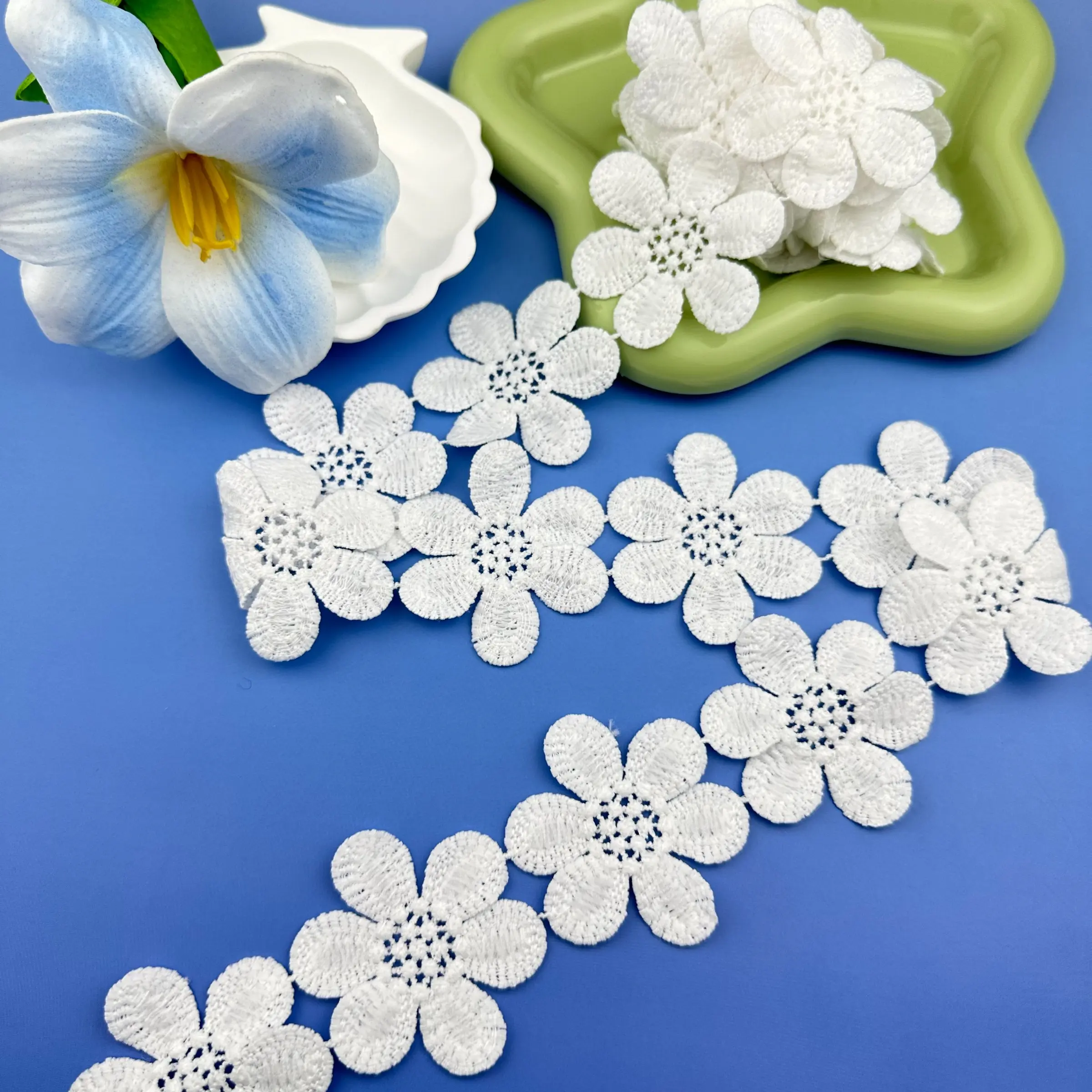 Elegant European Floral Embroidered Lace Trim, Embroidery Lace, 2.2 Inches Wide, Ideal for Sofa Pads, Pillow Decor, Bed Skirts, Tablecloths, Curtains