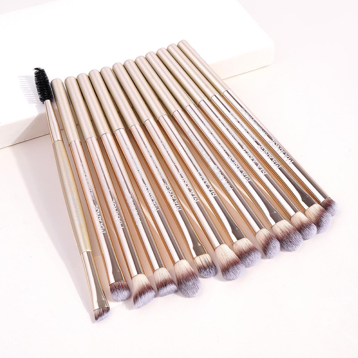 Professional Soft Makeup Brush Kits with Cosmetic Bag, 13pcs/set Eyeshadow Brush Set Multifunctional Makeup Brushes for Powder Liquid Cream, Makeup Tools for Women, Face Makeup Brushes, Brush Combo
