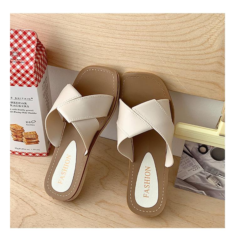 Summer Women's Flat Sandals Fashionable Open Toe Slippers Casual Beach Sandals for Daily Wear and Outdoor Activities