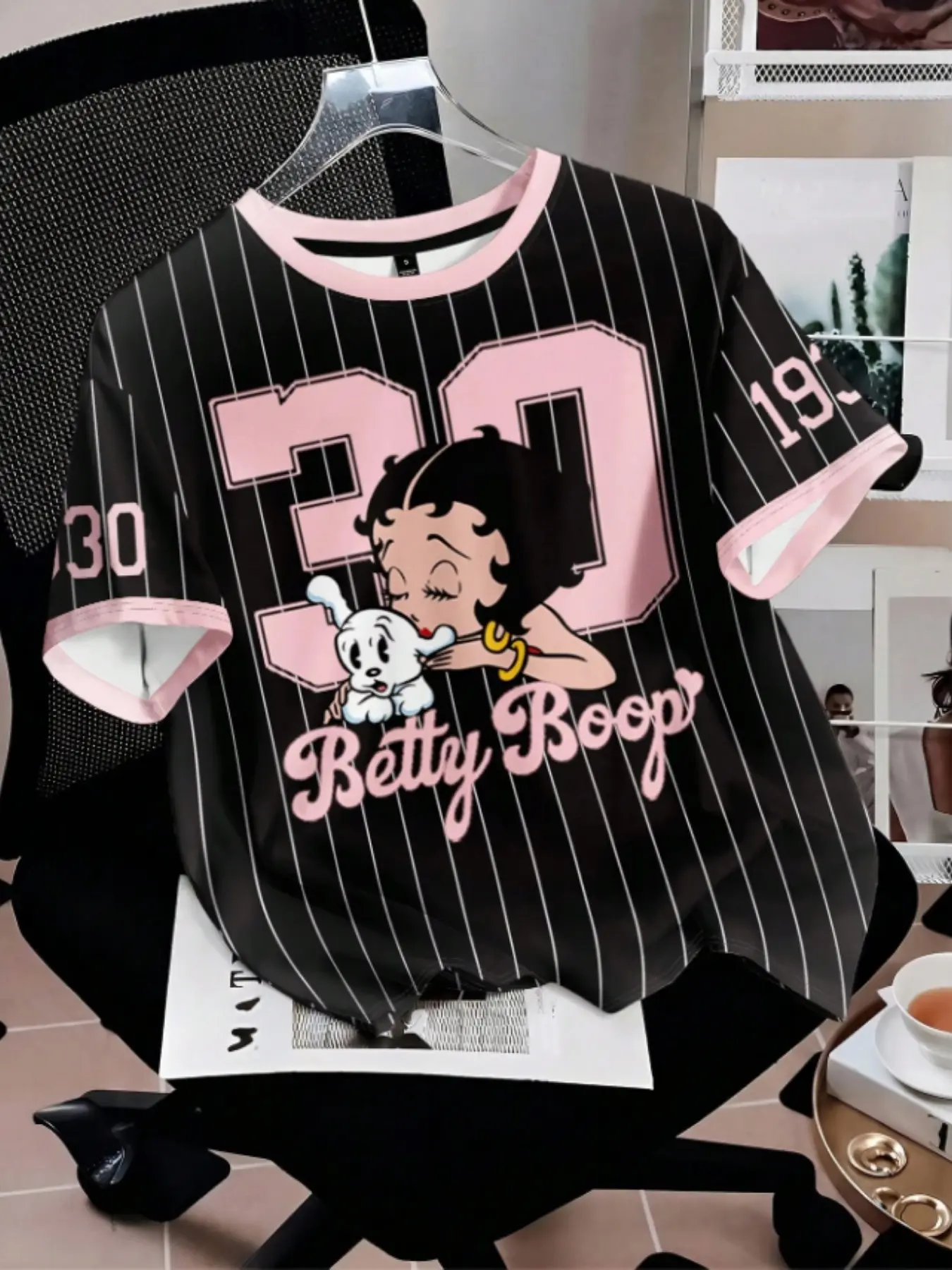 Vintage Cartoon Girl Pet Graphic Striped T Shirt Women Retro Contrast Trim Short Sleeve Tee Y2K Streetwear Top