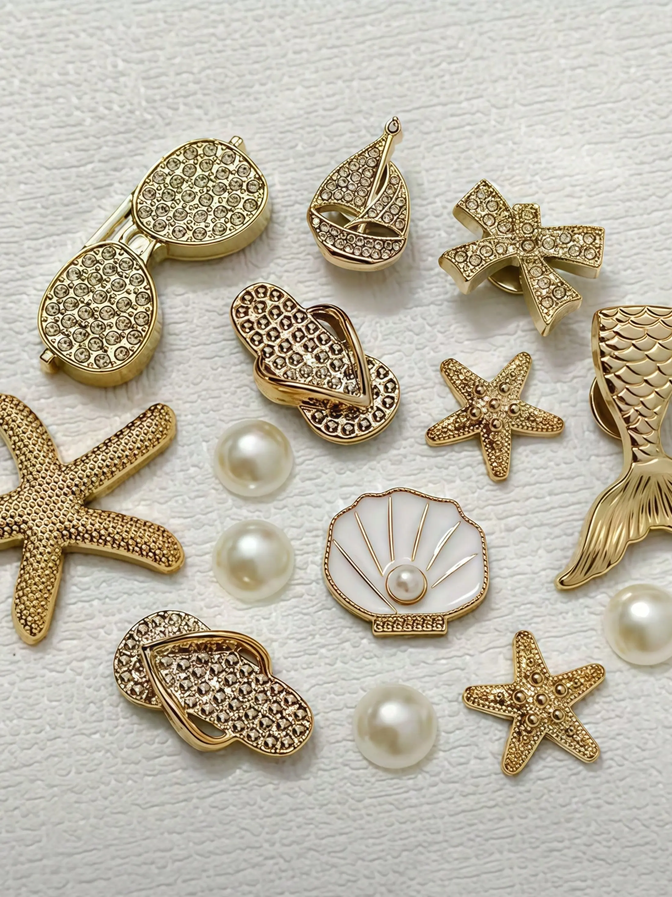 14-Piece Garden Shoe Accessories, Gold Detachable Decorations, Resin Material, Elegant Shiny Multifunctional, Party Gifts, Detachable Accessory Charm, Shoe Charms Set