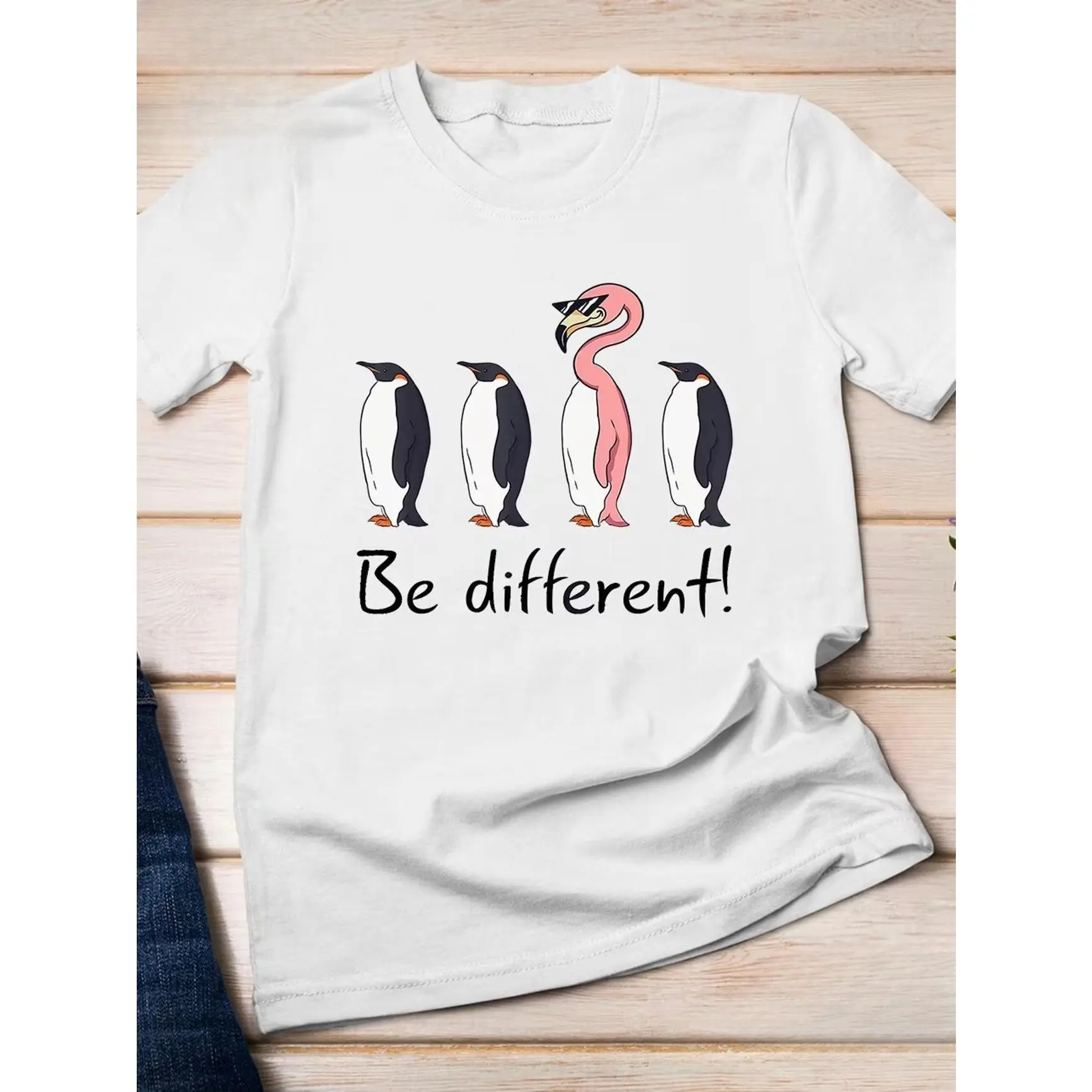 Men's Short-Sleeve Breathable Soft Loose Pure Cotton Oversized T-Shirt - Penguin Flamingo "Be Different" Graphic, Casual Inspirational Street Top, Ideal Valentine Gift for Lovers, Shortsleeve, Tops