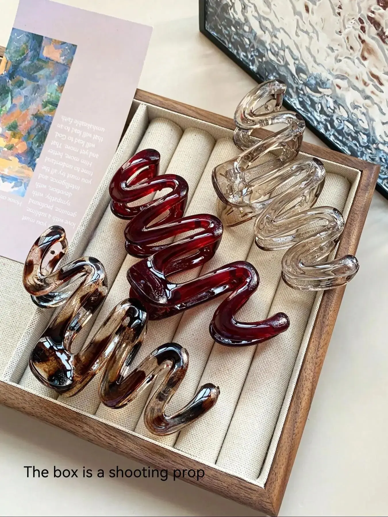 3pcs Wavy Leopard Print Hair Claw Clips, Hair Clips Set, Hair Clips For All Hair Types, Stylish & Elegant Non-Slip Hair Accessories, Ideal for Daily Styling, Braids & Updos, All Seasons Use, Fun Claw Clips, Hair Style Accessory