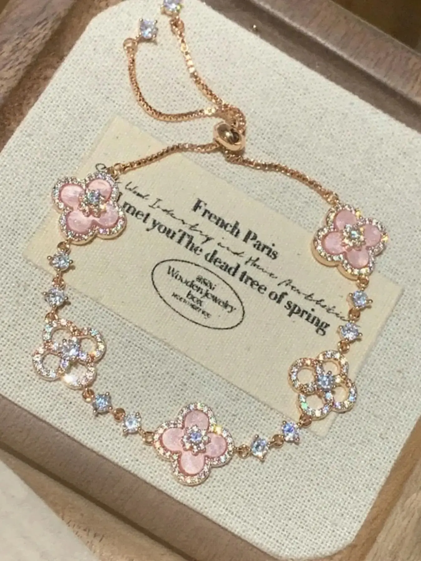 Women's Four-Leaf Clover Bracelet, Exquisite Bracelet, Hypoallergenic & Waterproof Design, Rose Golden Option, Artificial Zircon Bracelet, Elegant Jewelry, Clover Flower Bracelet